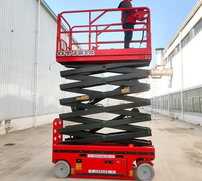 峨眉山自行走移动式升降机